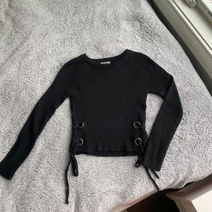 NYTT lace up side sweater in black, NWOT